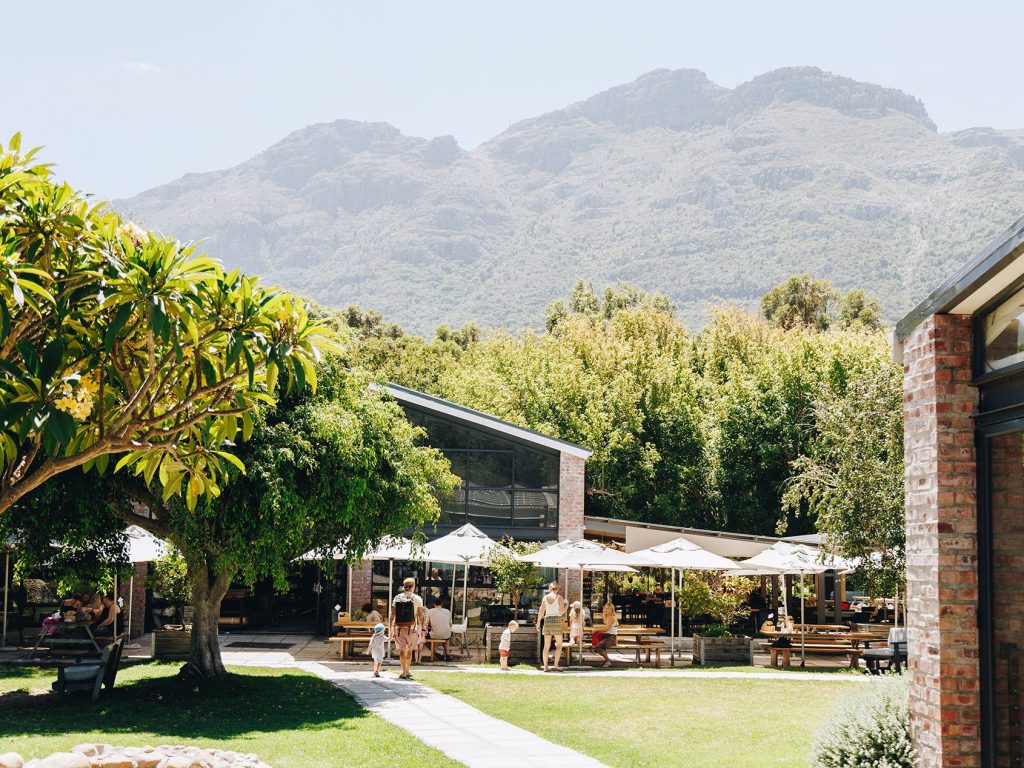 Child-Friendly Restaurant and Ceramic Painting Café in Hout Bay for Family Activities